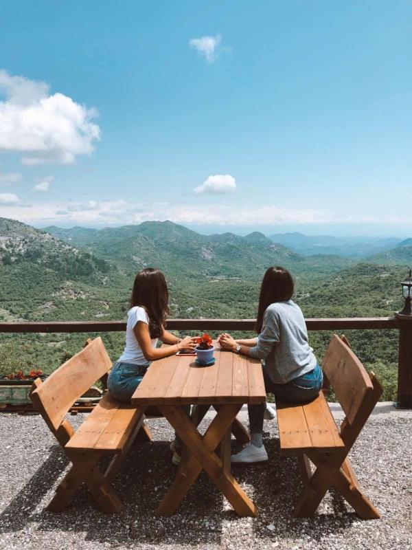 Camp Oaza,Lipa 호텔 센틴제 외부 사진