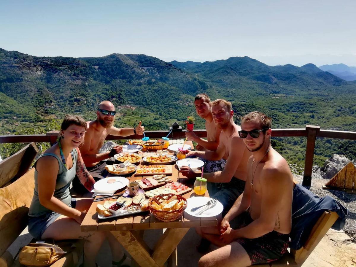 Camp Oaza,Lipa 호텔 센틴제 외부 사진